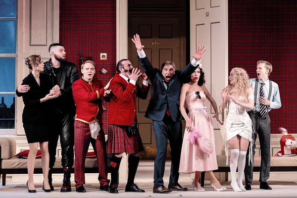 Владислав Наумов