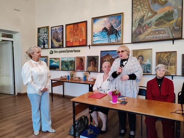 Выставка «Линия голоса Василисы Спогреевой»