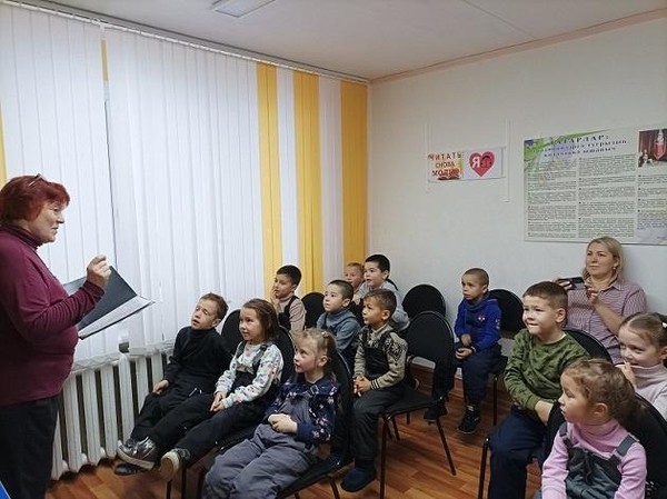 Литературно-игровой час «Снежные истории: книжное волшебство»