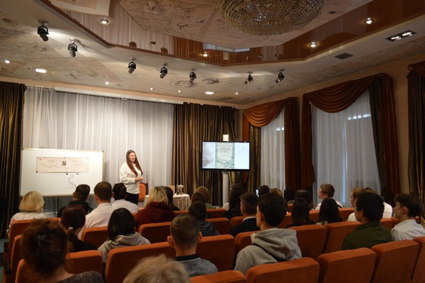 Открытие выставки «Мир на ладони»