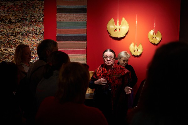 Экскурсия по выставке «Смыслы и промыслы. Через Север на Восток»