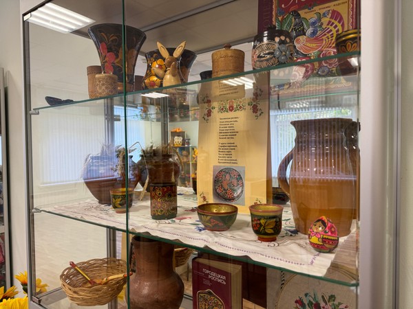 Выставка «Народные промыслы»