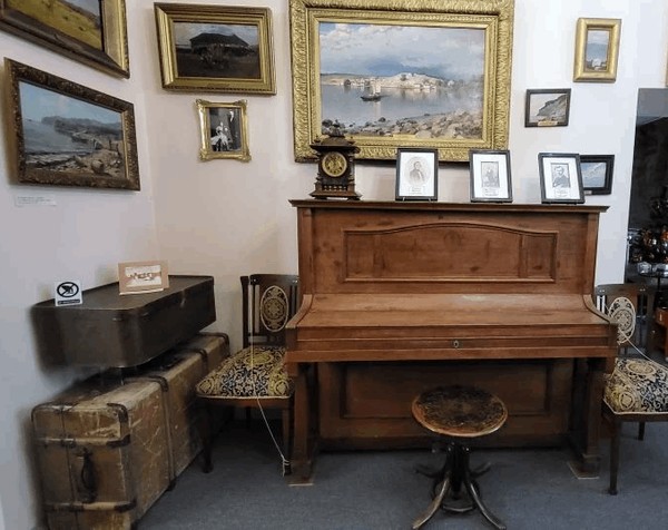 Экскурсия по экспозиции «В созвучии с музыкой»