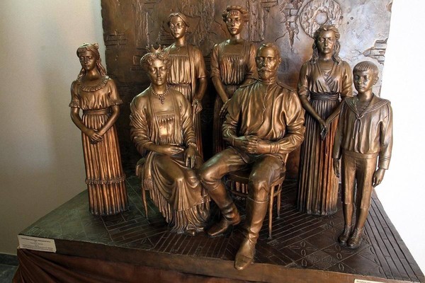 Экспозиция «Дом Романовых на Урале»