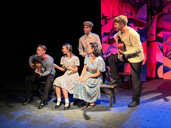 Спектакль «И буду жить в своем народе...»