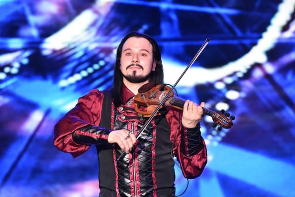 Красная скрипка. Рок-симфония