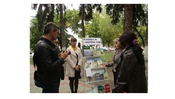 Информационная выставка «Мир заповедной природы Теберды»