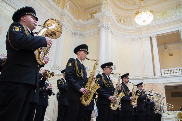 Благотворительный концерт Адмиралтейского оркестра