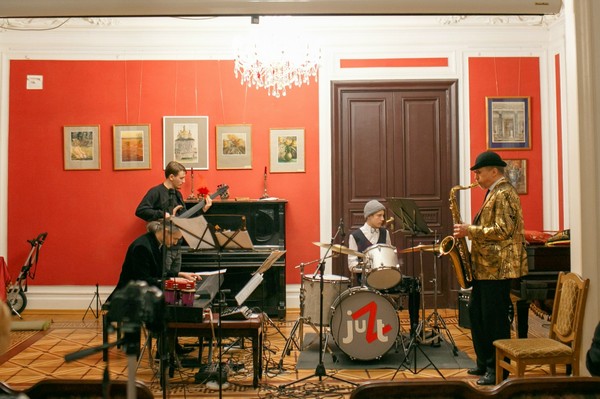 Трио «Juzt». Winter Song