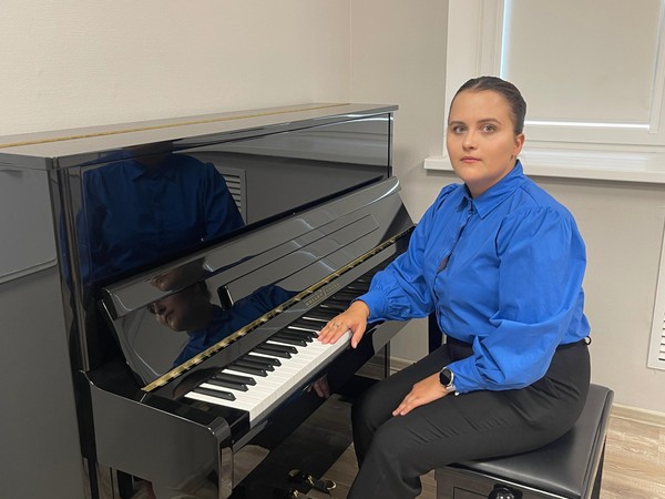 Лекция «Выдающиеся исполнители на рояле и фортепиано. Жизнь и творчество Е. Леонской»