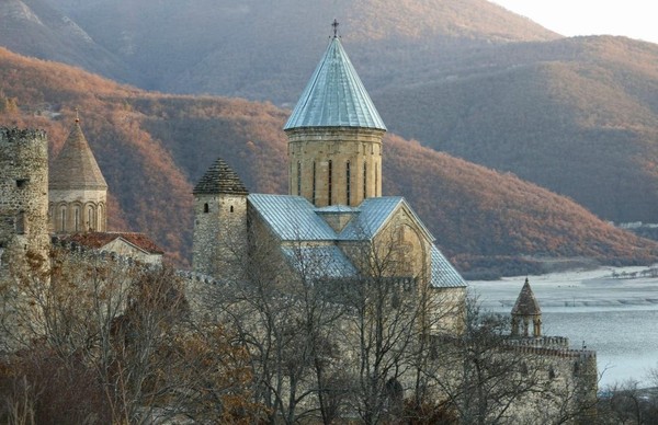 Лекция «Путешествия по миру. Крепость Ананури»