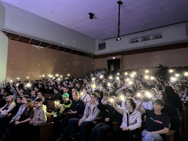 Виват, студент