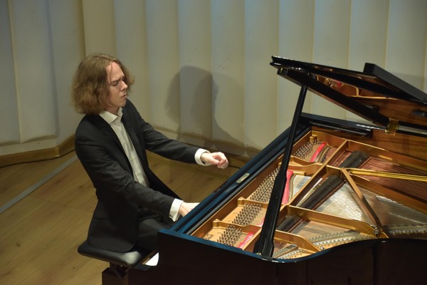 Вечер фортепианной музыки