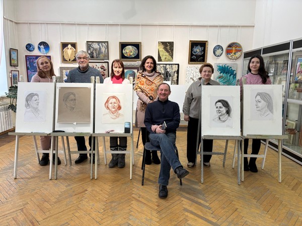 Отчетная выставка «Школы Ильина»