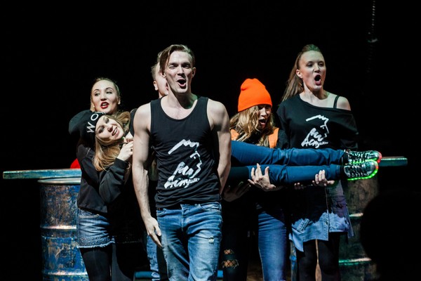 Спектакль «Сказка о попе и о работнике его Балде»