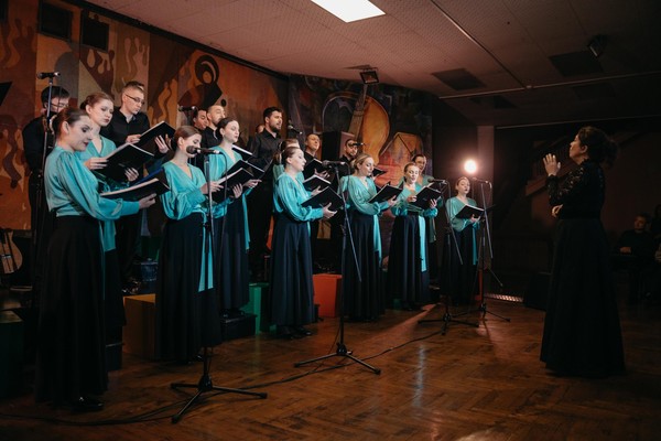 Музыкальное чтение «Алиса в Стране чудес»