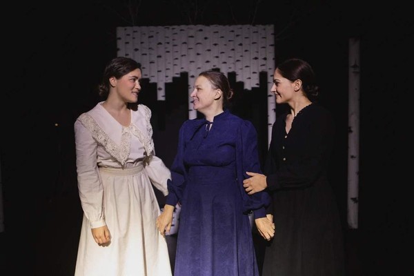 Спектакль «Три сестры»