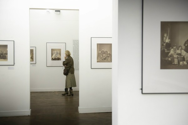 Экскурсия по выставке «Андрей Карелин и Максим Дмитриев — мастера светописи из Нижнего Новгорода»