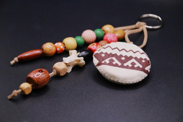 Мастер-класс «Брелок «Северный ритм»