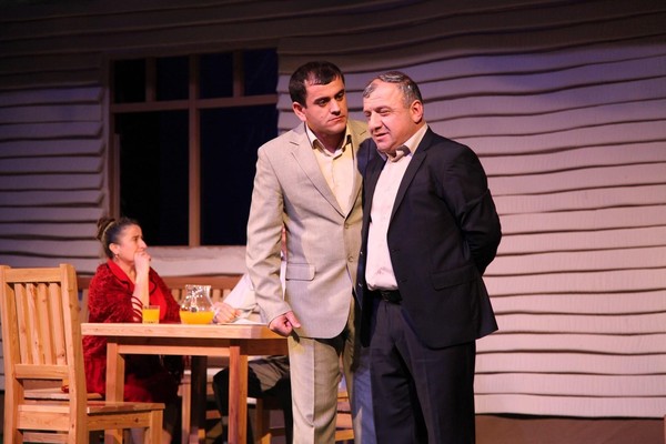 Прямой эфир «М. Эминова читает Булата Акуджаву»