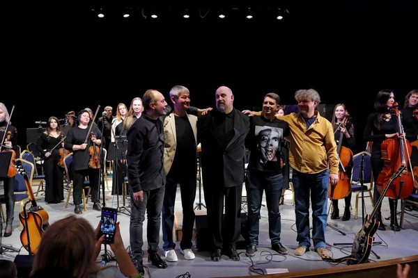 САМ-БУКИ: «Всего лишь 25...»