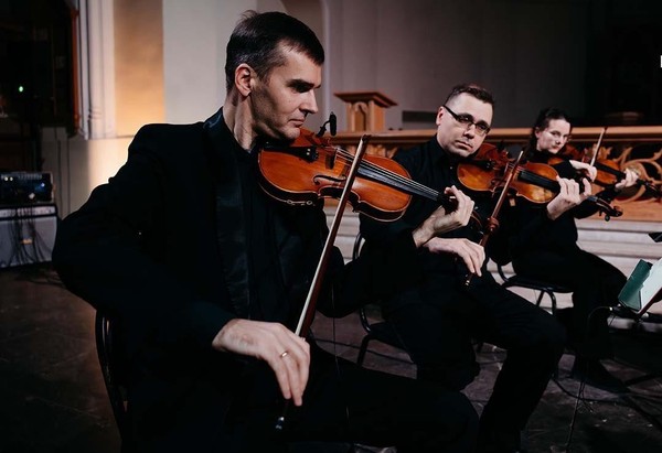 Симфонические хиты. Концерт при свечах. Шедевры Поля Мориа, ABBA, Sting, Pink Floyd