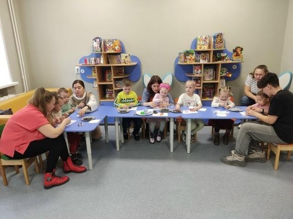 «Галерея зимних чудес: Рисуем волшебство»