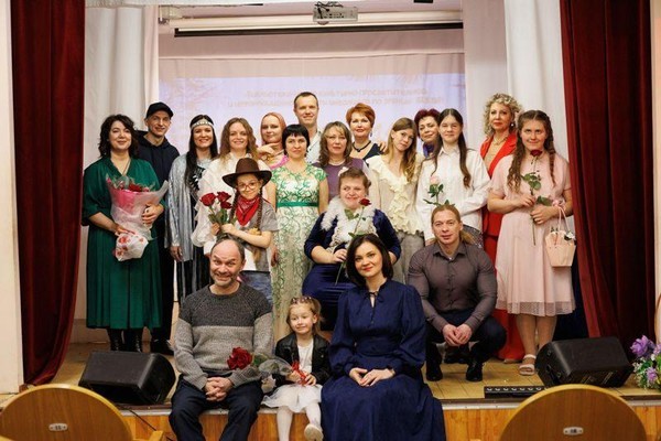 Литературно-музыкальная гостиная «Льётся музыка»