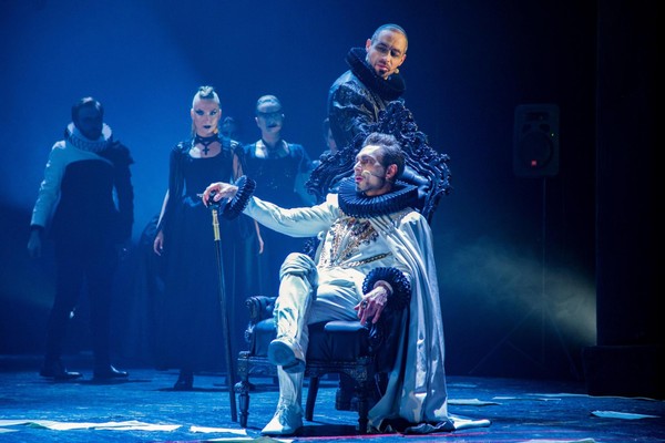 Спектакль «Два благородных дона»