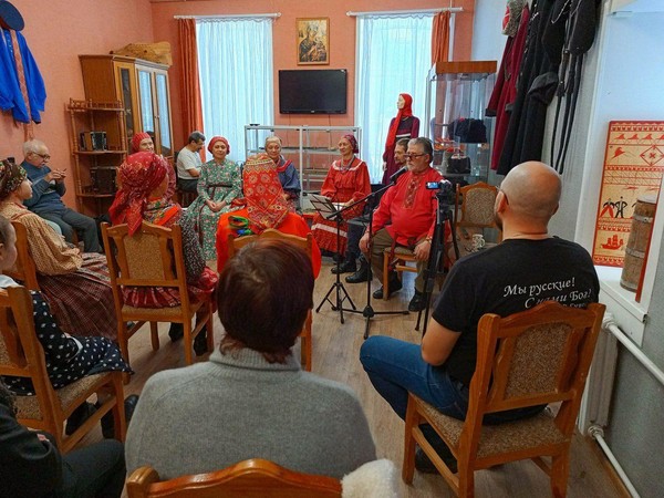 Святочная вечерка со студией «Сибирский тракт»