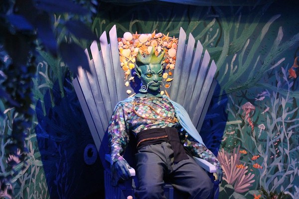 Сказка становится больше