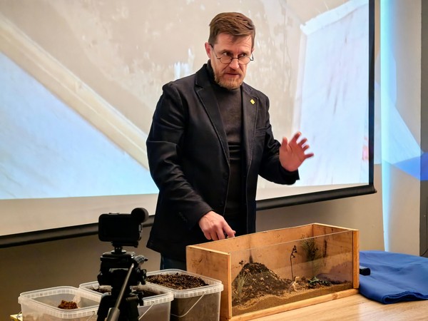 Интерактивное авторское занятие «Культурный слой средневекового города»