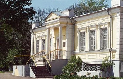 Мария Ларина