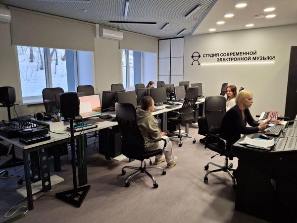 Встреча «Терменвокс, Шостакович и бит: русские корни электронного звука»