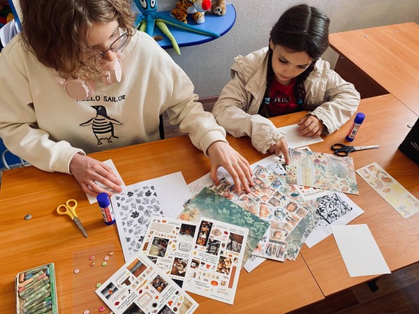 Творческий час «Хохлома из полоски в технике квиллинга»