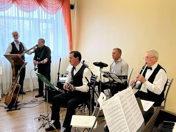 «Музыкальный дивертисмент»