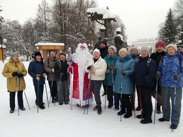 Тренировка по северной ходьбе