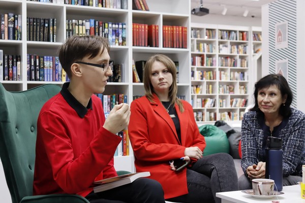 Литературный клуб «Глубина текста: беседы о главном»