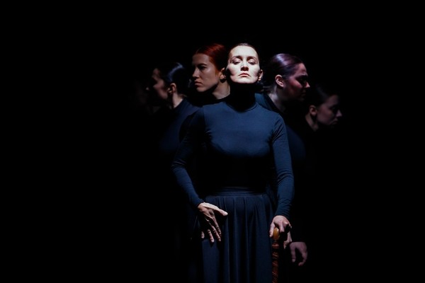 Спектакль «Шесть комнат»