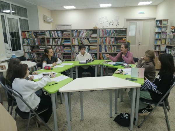 Книжный клуб «Традиции семейного чтения» Читаем вместе. Играем вместе. Создаем вместе