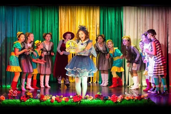 Спектакль «Муха-Цокотуха»