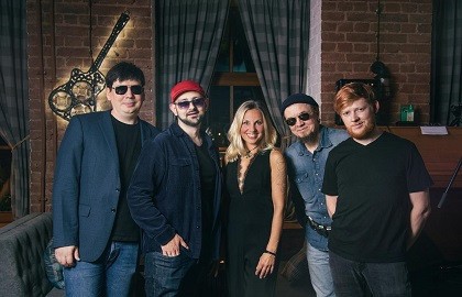 Roadhouse Band. Блюз, блюз-рок, рок-н-ролл на сцене Noisy River