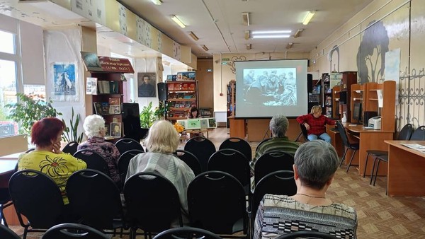 Познавательный час «История зимних праздников»