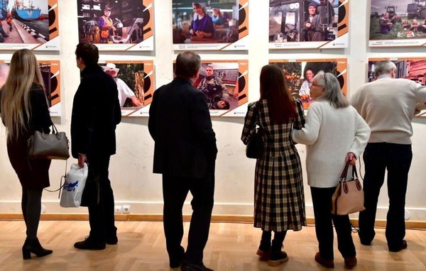 Конкурс-выставка фотографий «Лица России»