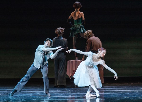 Барышня и хулиган. Ленинградская симфония