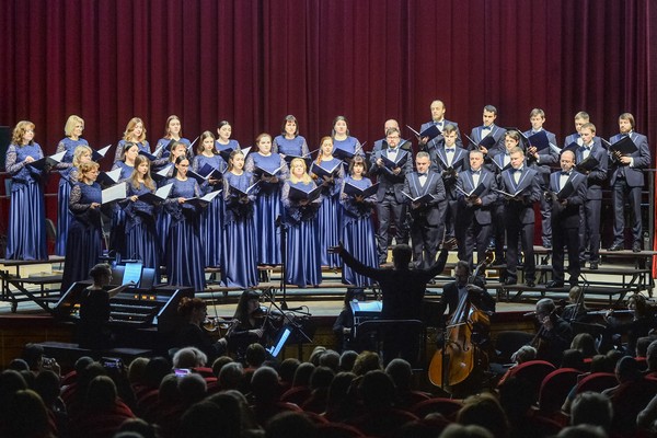 Моцарту — 270