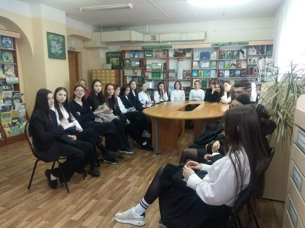 Патриотический час «Блокадной памяти страницы»