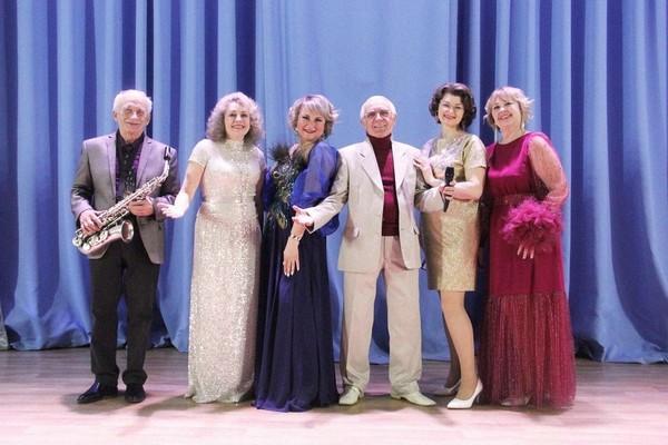 Эстрадная программа АРТ-группы «Отражение» «Зимняя любовь»