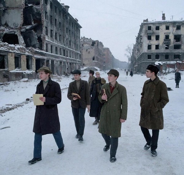 Литературная экспедиции «Этот город Ленинград»