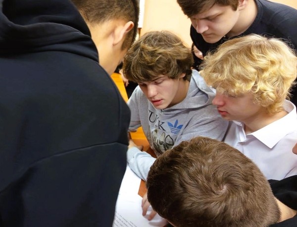 QR-квиз «Кто премудрее?»